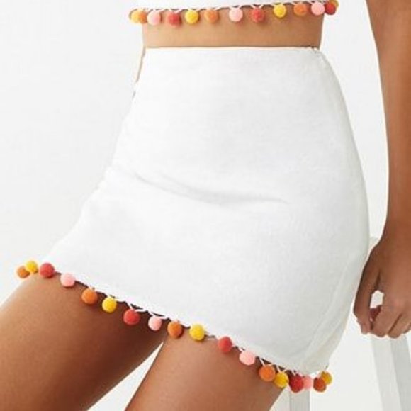 Forever 21 linen blend Pom Pom Skirt - Picture 1 of 3